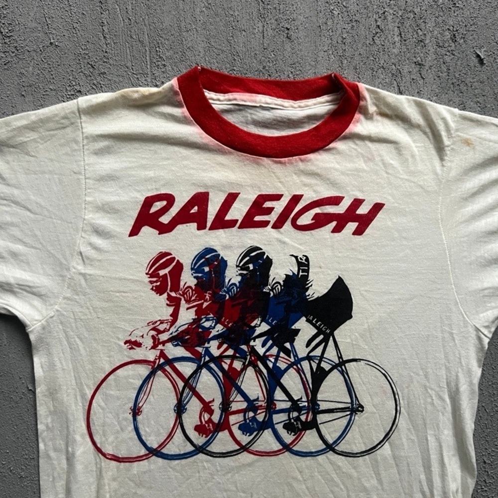 Vintage Raleigh Shirt Men Medium White 1970s Cycling Ringer Graphic‎ Tee - Picture 2 of 7